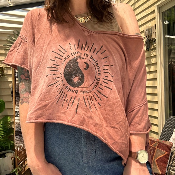 kantha bae Tops - Kantha bae open hands dream crop